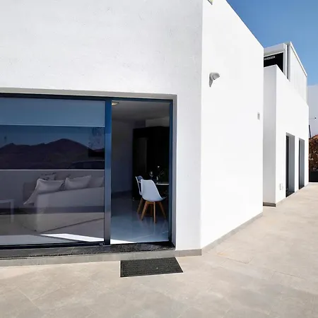 Coral 5 Feriehus La Santa